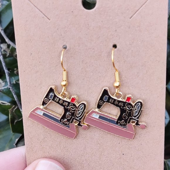 Vintage Sewing Machine Earrings - Picture 6 of 8